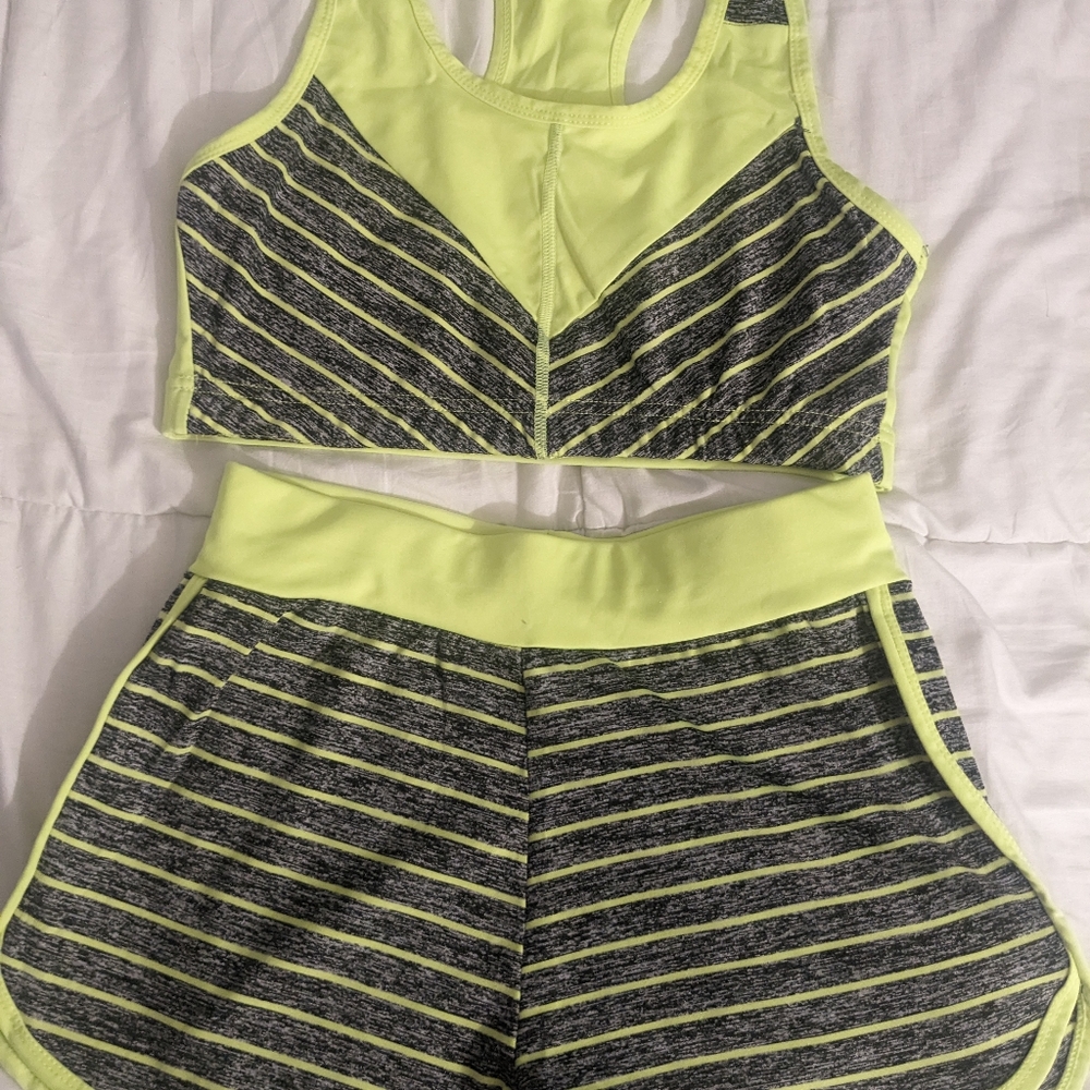 Athletic set